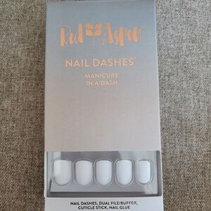 RED ASPEN NAILS